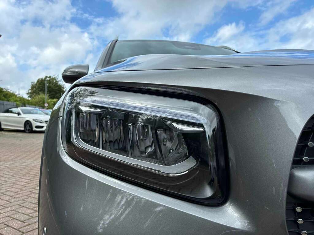 Mercedes-Benz GLB Class Glb 220 D 4Matic Amg Line Premium Grey #13