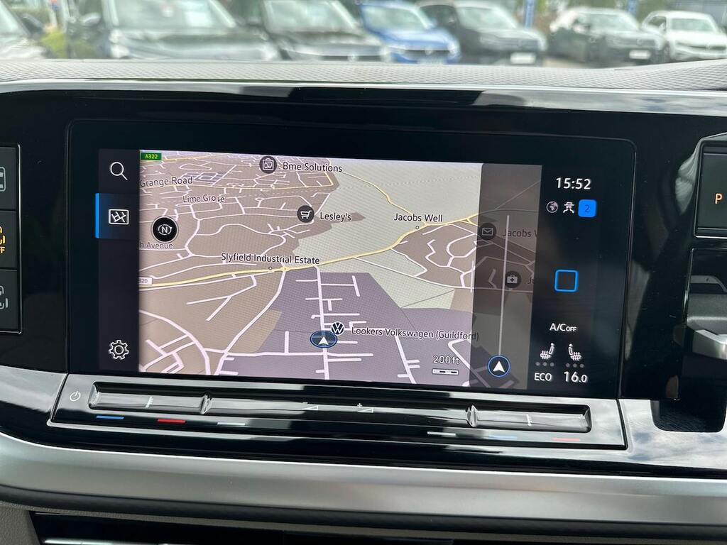 Volkswagen Multivan Life 1.4 Tsi Ehybrid 218Ps Dsg 7 Seat Conference P Black #24