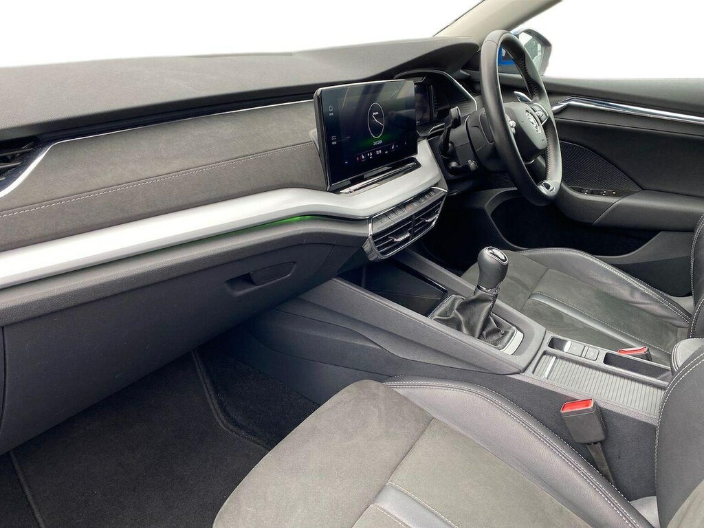 Skoda Octavia 2.0 Tsi Vrs Dsg White #7