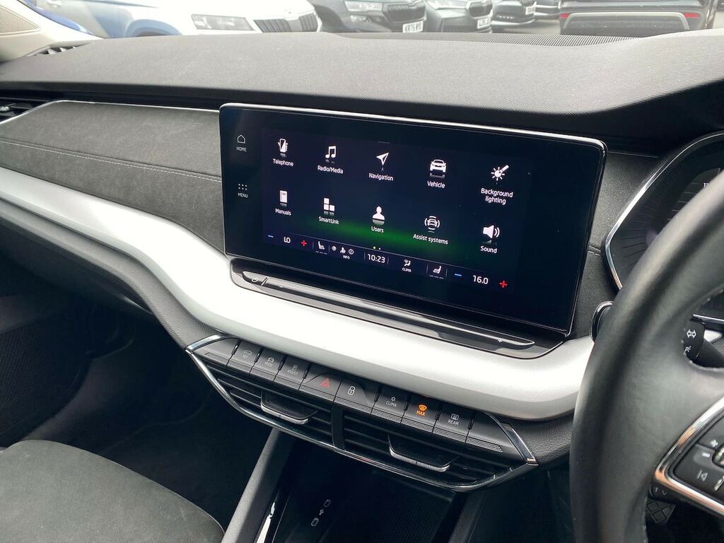 Skoda Octavia 2.0 Tsi Vrs Dsg White #25