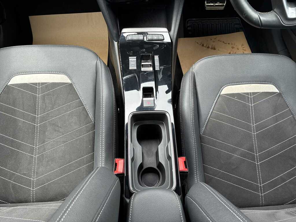 Vauxhall Mokka 1.2 Turbo Ultimate Hatchback White #12