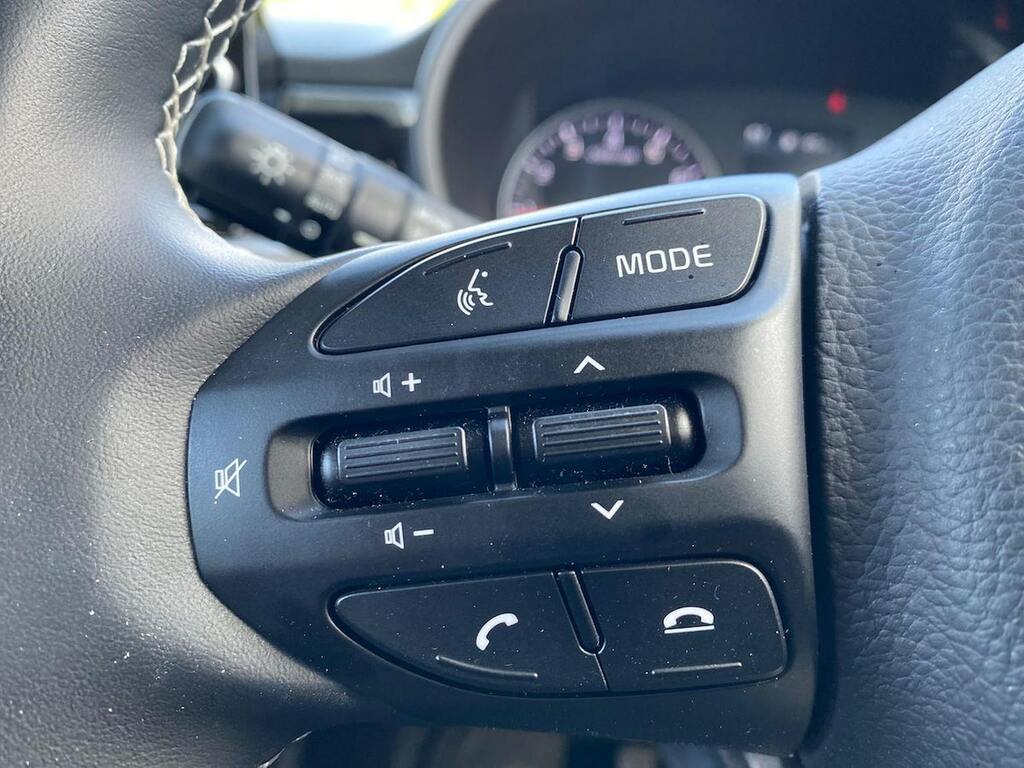 Kia Picanto 1.0 3 4 Seats Black #26