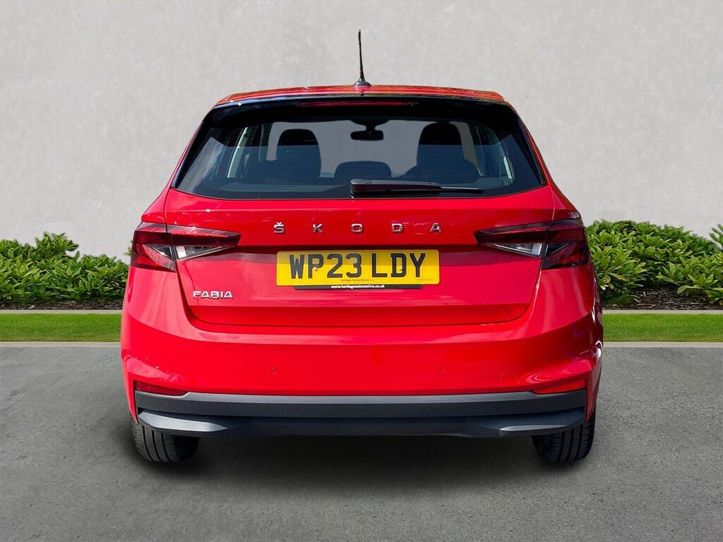 Skoda Fabia 1.0 Tsi Se Comfort Hatchback Eur Red #4
