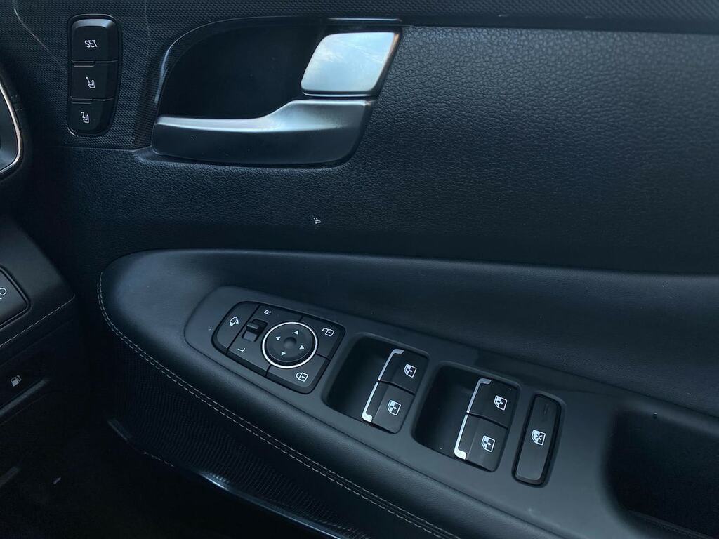 Hyundai Santa Fe Ultimate Black #19