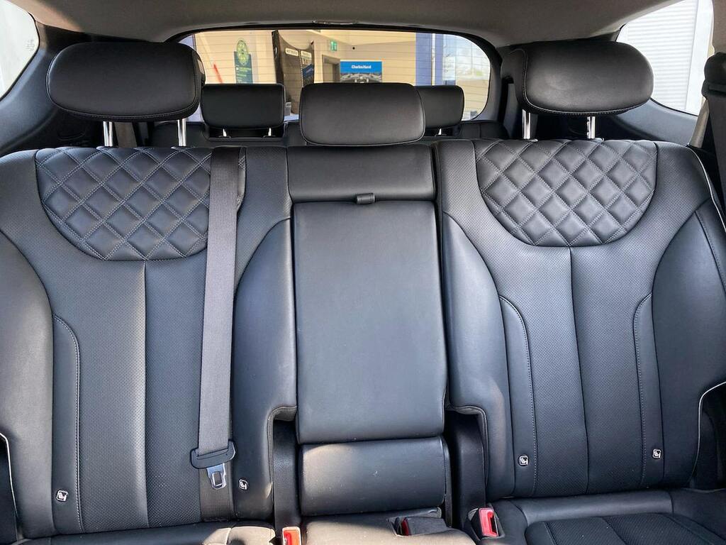 Hyundai Santa Fe Ultimate Black #14