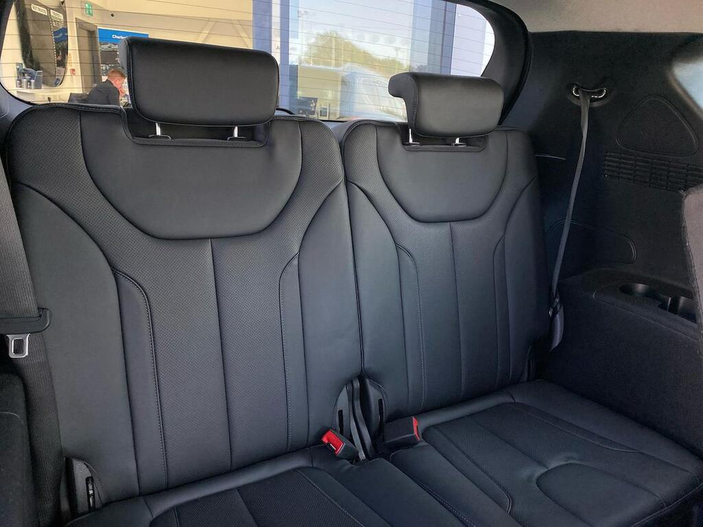Hyundai Santa Fe Ultimate Black #28