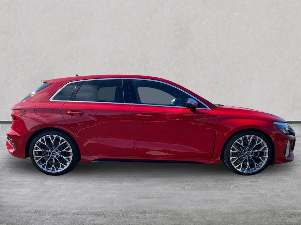 Audi RS3 Rs 3 Tfsi Quattro S Tronic Comfortsound Red #3