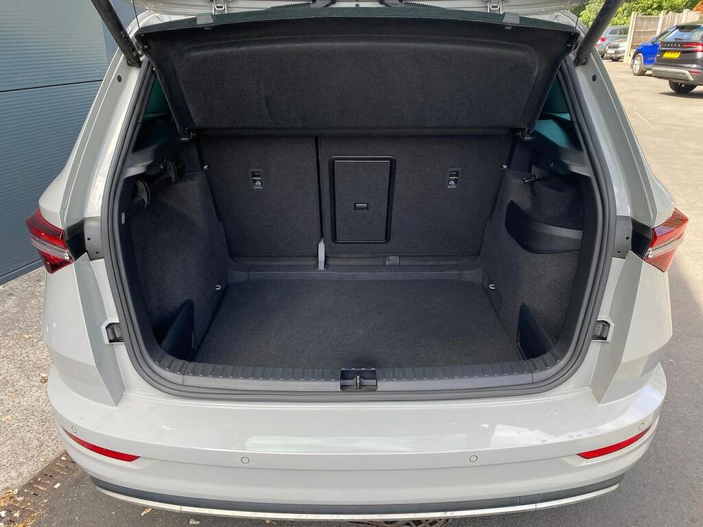 Skoda Karoq Se L Grey #17