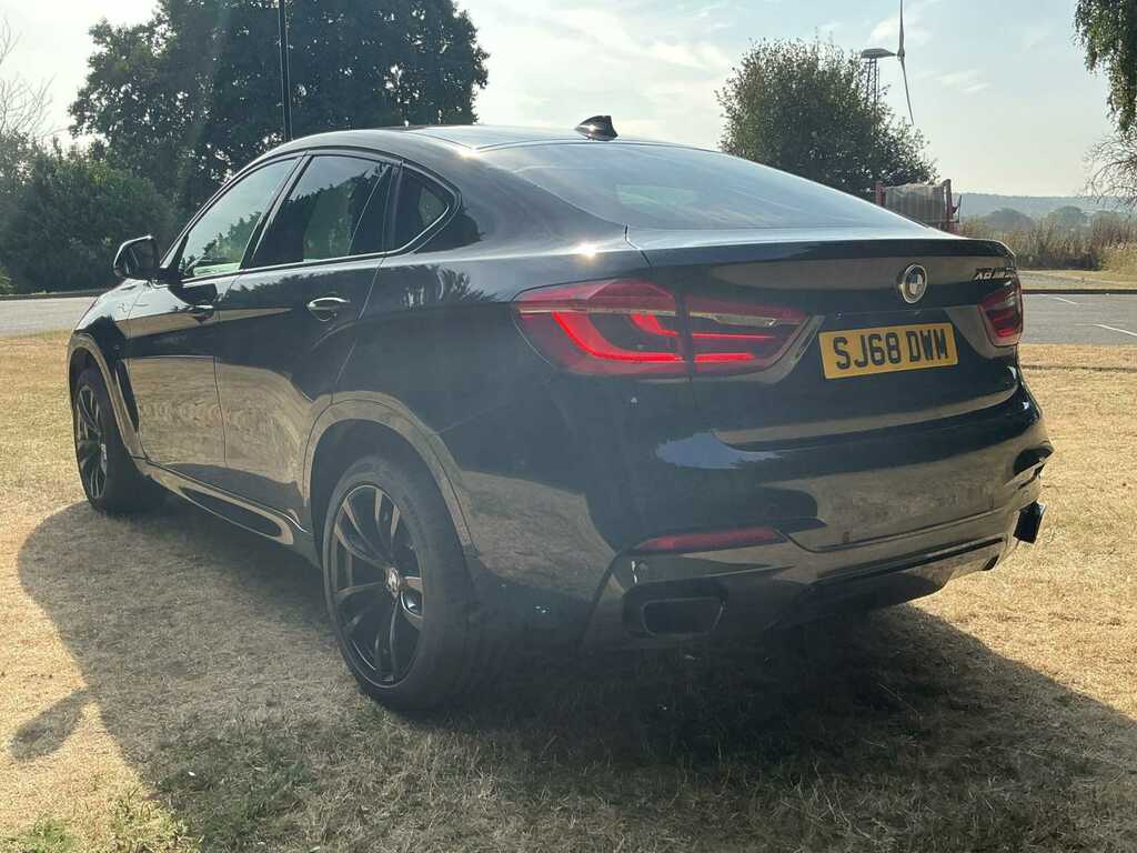 BMW X6 Xdrive M50d Black #2