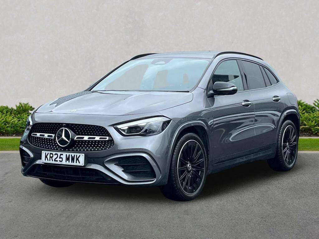 Mercedes-Benz GLA Class Gla 200 Amg Line Premium Plus Grey #3
