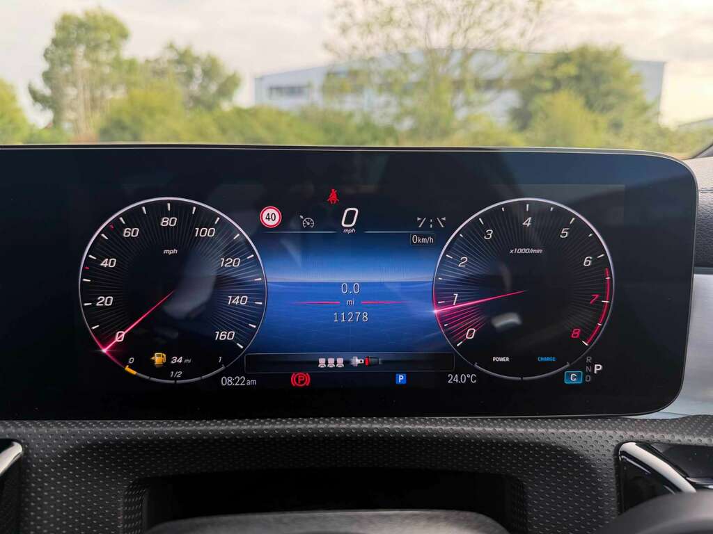 Mercedes-Benz CLA Class Cla 180 Amg Line Executive Tip Black #28