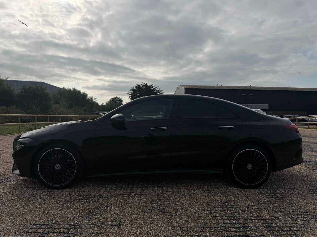 Mercedes-Benz CLA Class Cla 200 Amg Line Premium Plus Tip Black #6