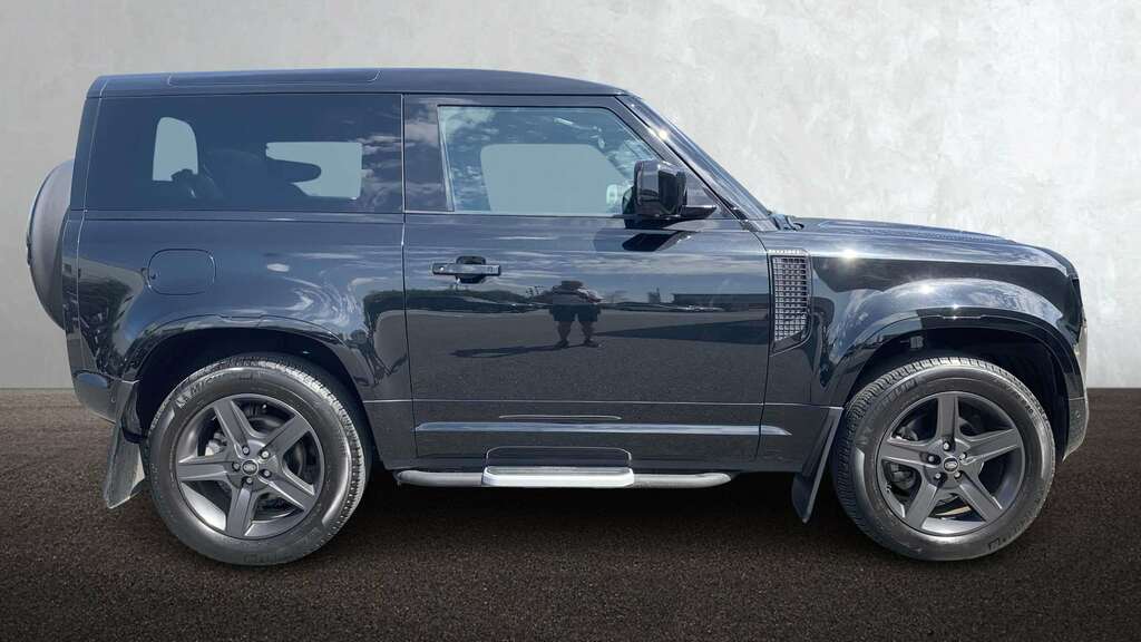 Land Rover Defender 90 3.0 D250 X-dynamic Se 90 AX23KNK Black #5