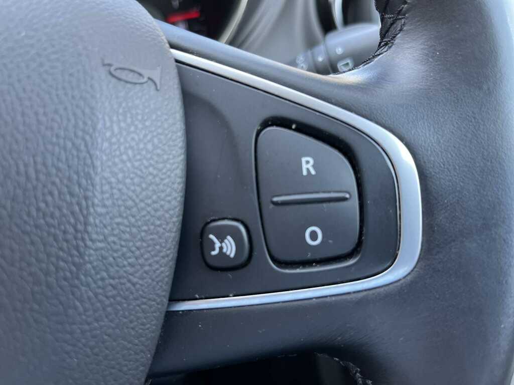 Renault Captur Crossover 0.9 Tce 9 Gt Line Energy Ss Black #23