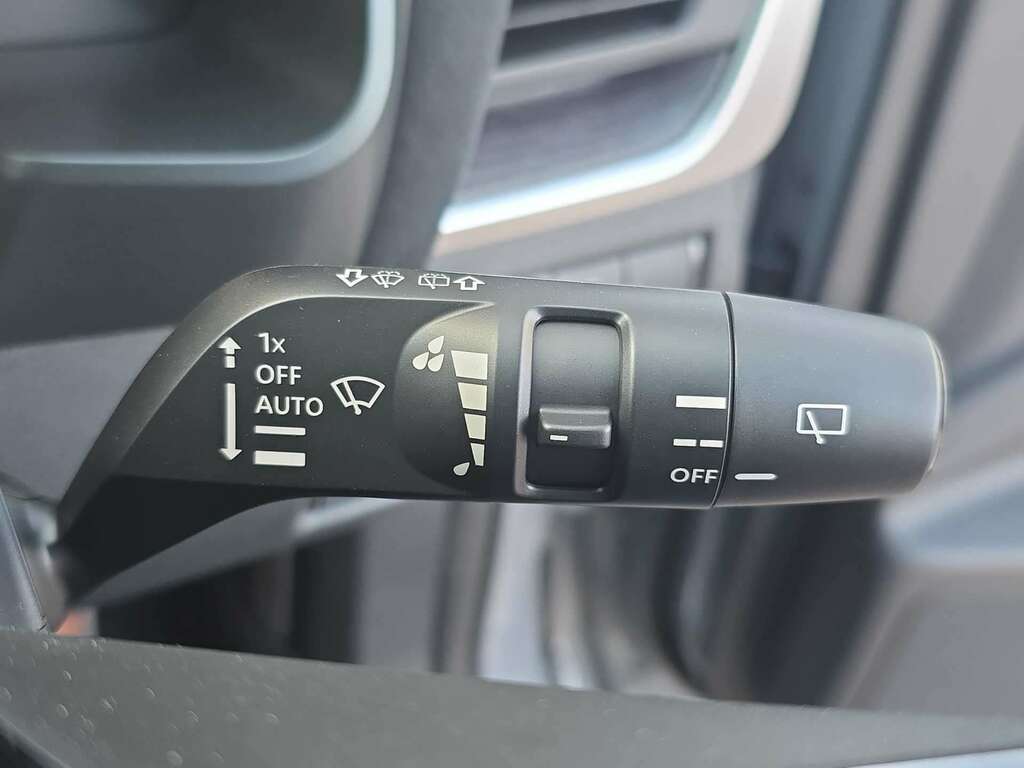 Nissan Qashqai Hatchback  #25