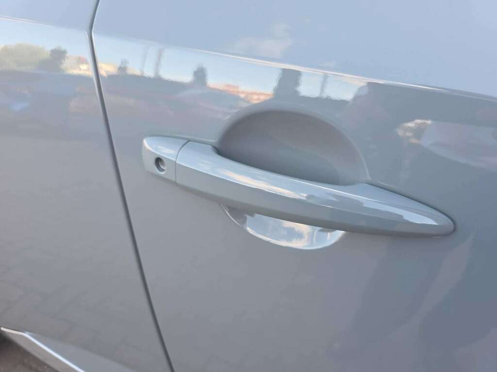 Nissan Qashqai Hatchback  #29