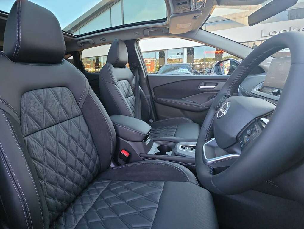 Nissan Qashqai Hatchback  #13