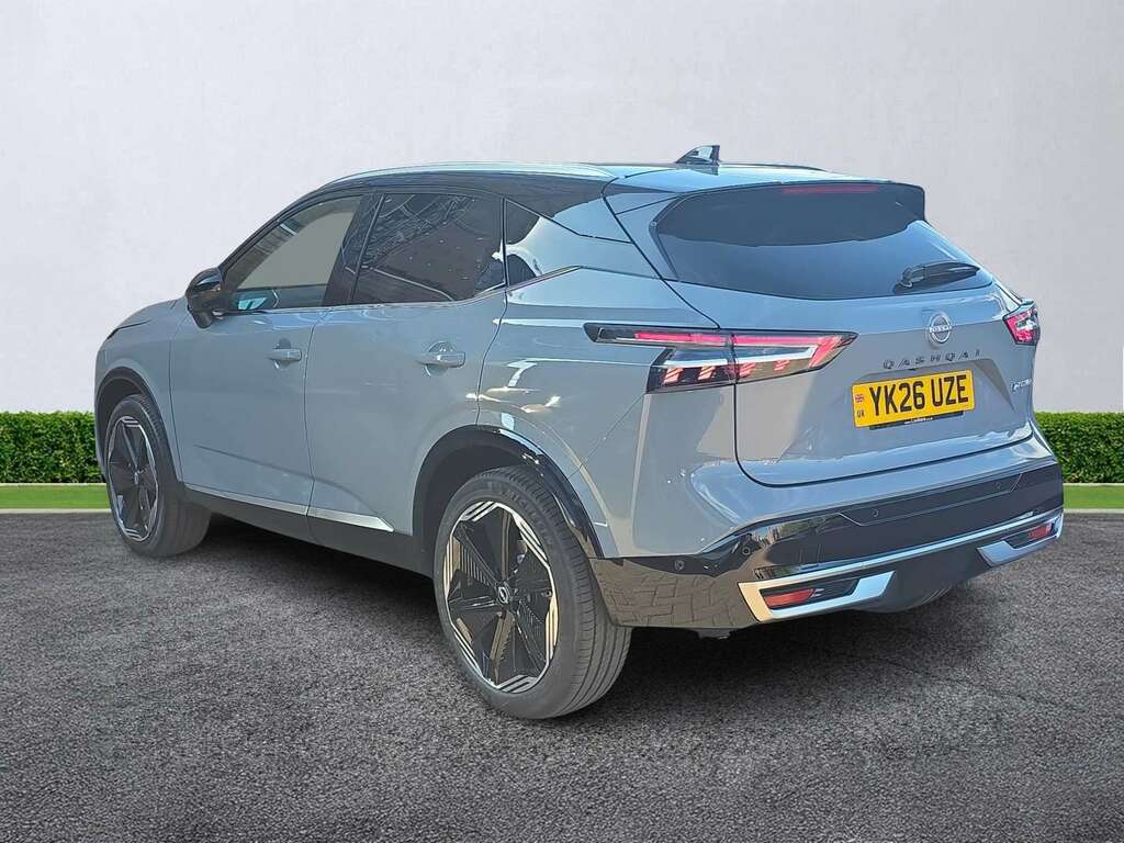 Nissan Qashqai Hatchback  #2