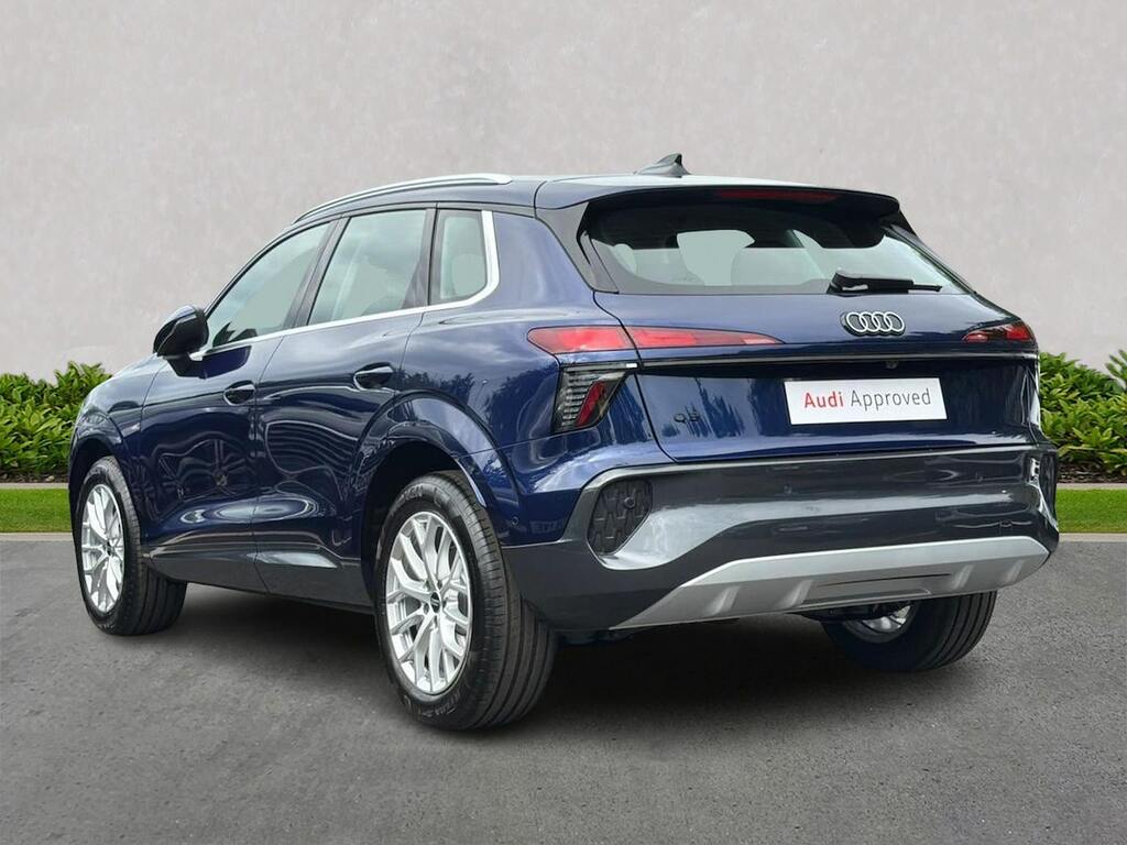 Audi Q3 35 Tfsi Sport S Tronic Blue #2