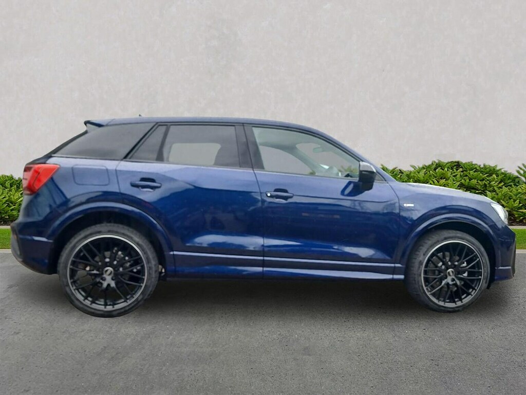 Audi Q2 1.5 Tfsi Cod 35 Black Edition Suv S Tro Blue #3