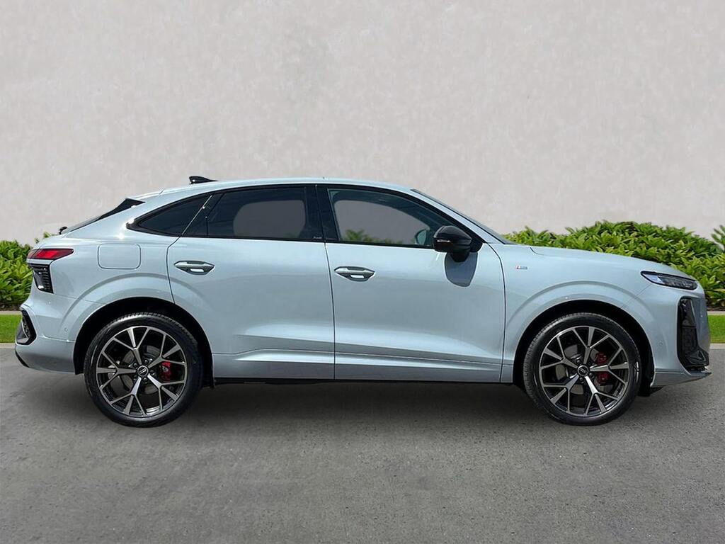 Audi Q3 1.5 Tfsi Edition 1 S Tronic Soundvision Grey #3