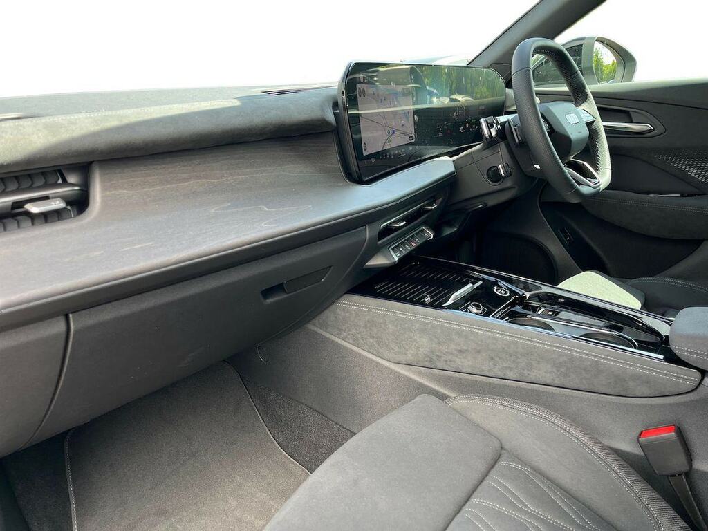 Audi Q3 1.5 E-hybrid Launch Edition Sportback P Blue #7