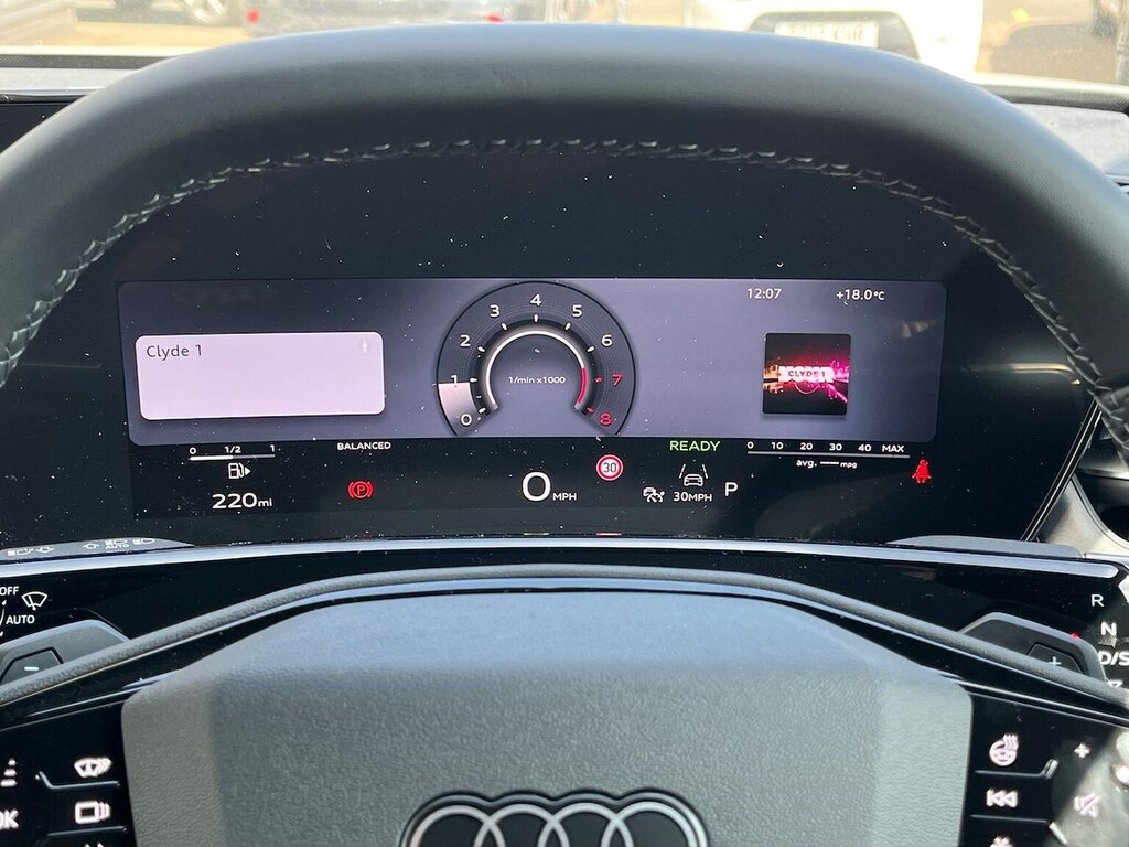 Audi Q3 1.5 E-hybrid Launch Edition Sportback P Blue #10