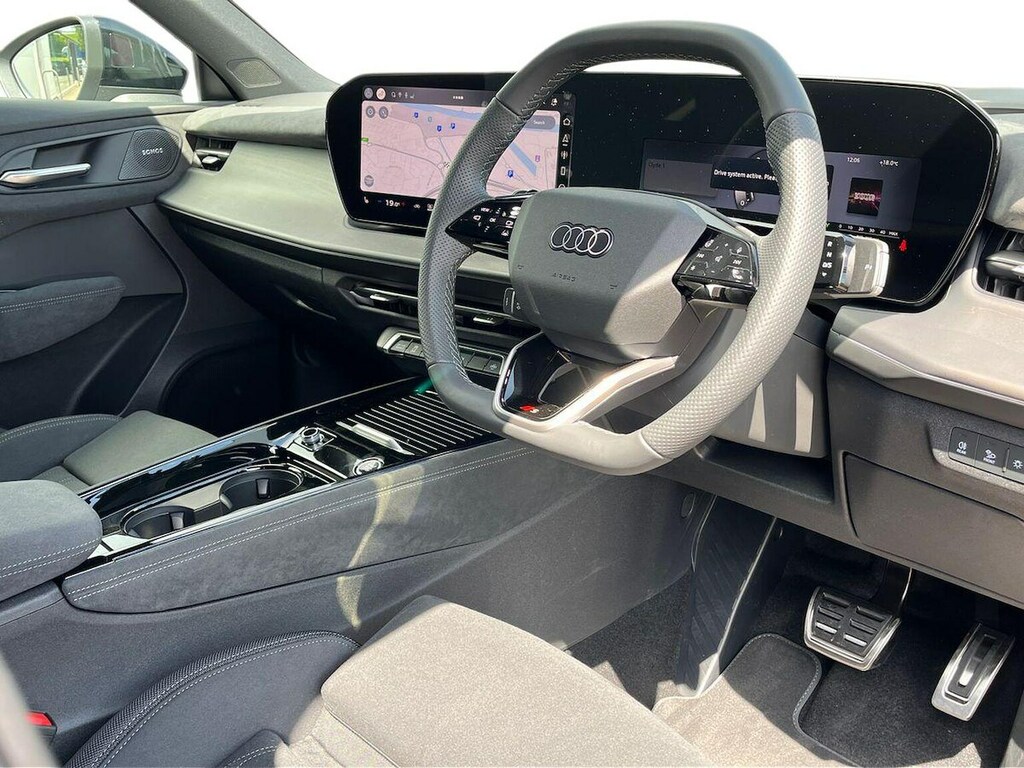 Audi Q3 1.5 E-hybrid Launch Edition Sportback P Blue #15