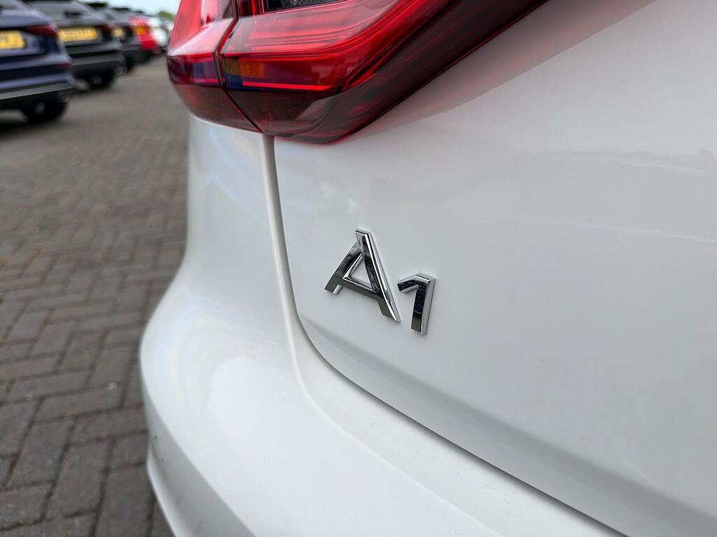 Audi A1 30 Tfsi S Line S Tronic 2026 Grey #35