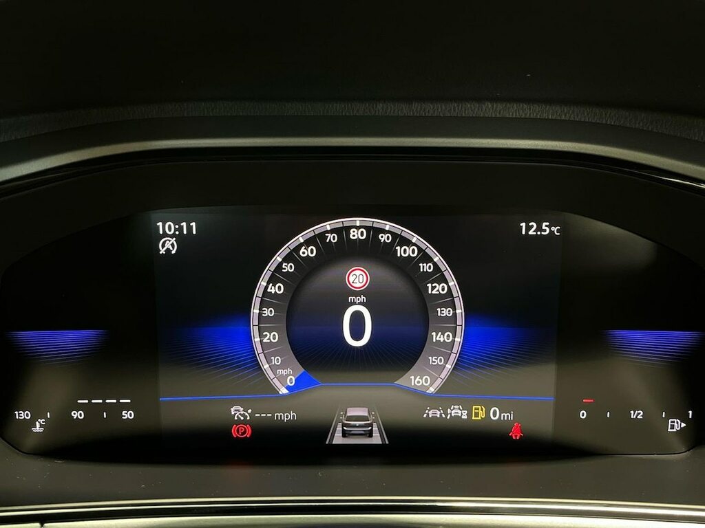 Volkswagen T-Roc Style Design Black #10