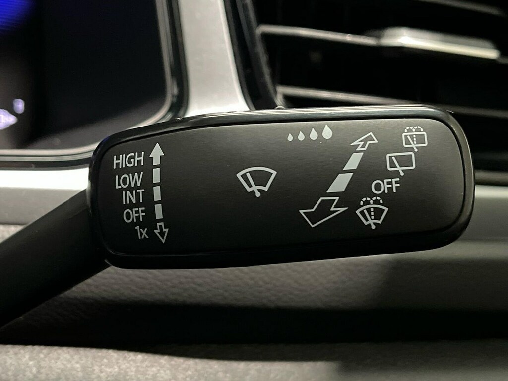 Volkswagen T-Roc Style Design Black #28