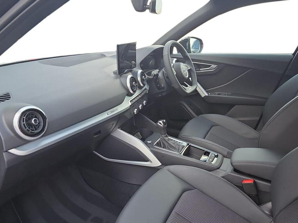 Audi Q2 Black Edition 35 Tfsi 150 Ps S Tronic Grey #7