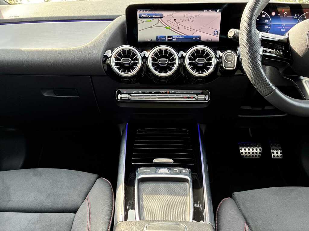 Mercedes-Benz B Class B200 Amg Line Executive 2025 Black #13