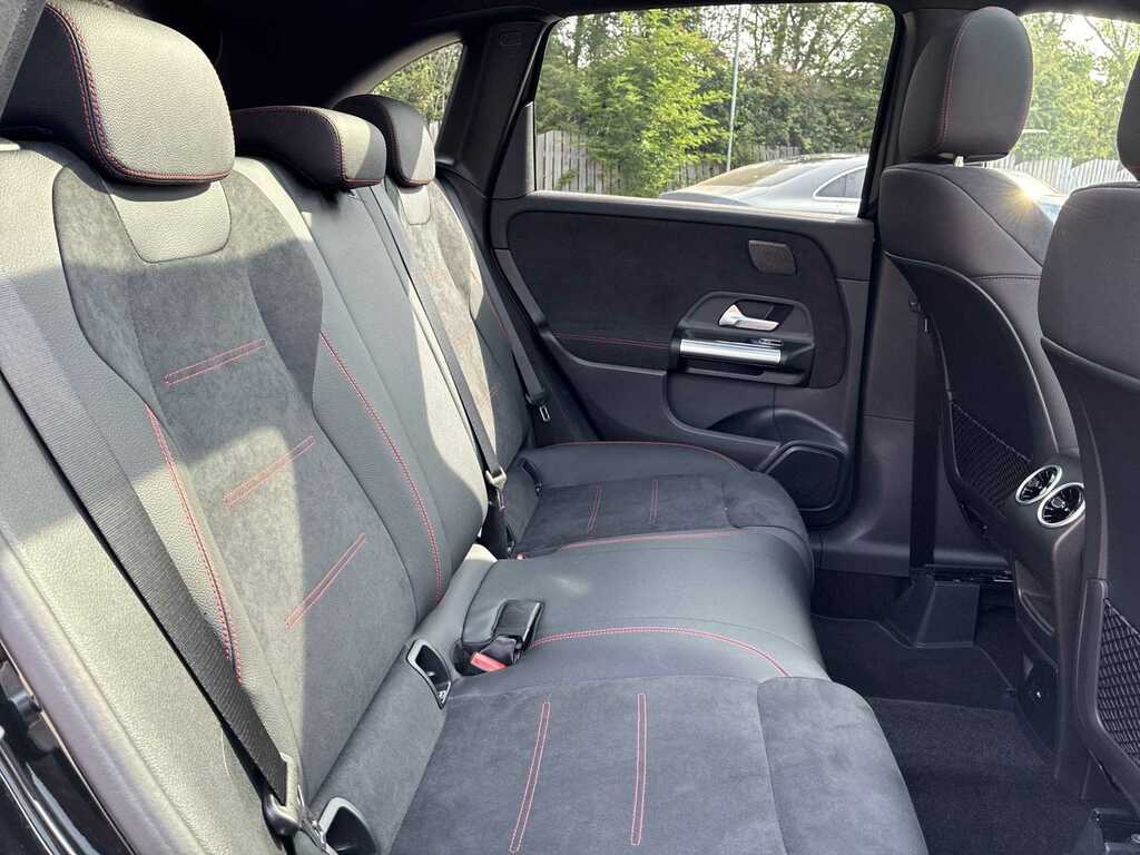Mercedes-Benz B Class B200 Amg Line Executive 2025 Black #16