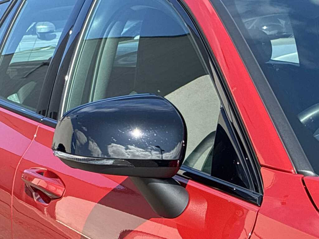 Volvo V60 2.0 B4p Plus Dark 7 Speed Red #5