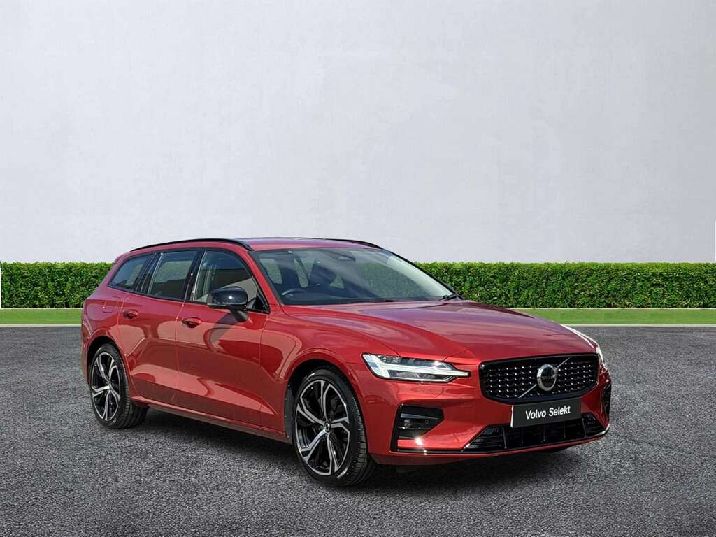 Volvo V60 2.0 B4p Plus Dark 7 Speed Red