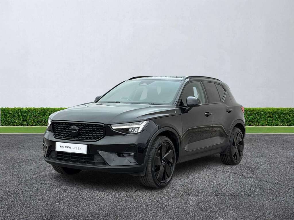 Volvo XC40 2.0 B4p Plus Black Edition Black #3