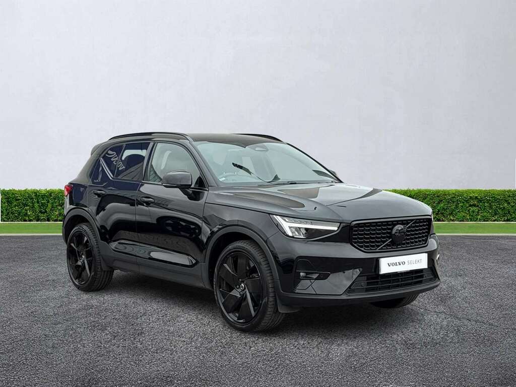 Volvo XC40 2.0 B4p Plus Black Edition Black
