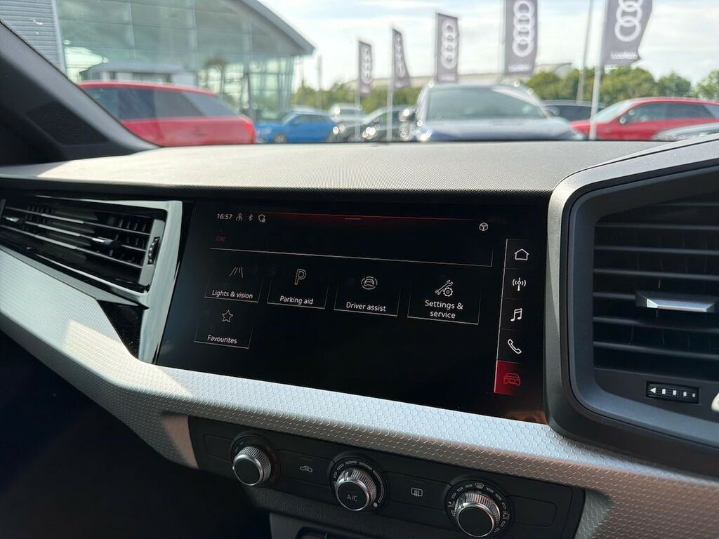 Audi A1 Black Edition 30 Tfsi 116 Ps S Tronic Silver #24