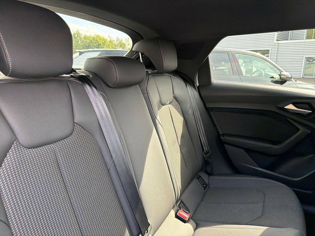 Audi A1 Black Edition 30 Tfsi 116 Ps S Tronic Silver #16