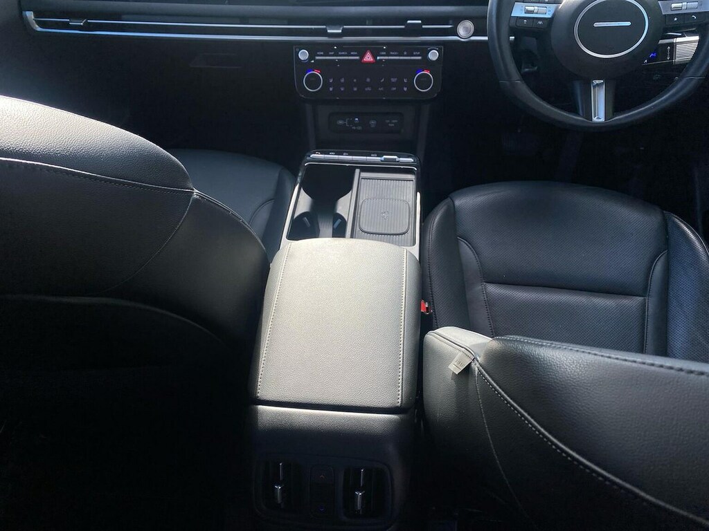 Hyundai Tucson N Line White #13