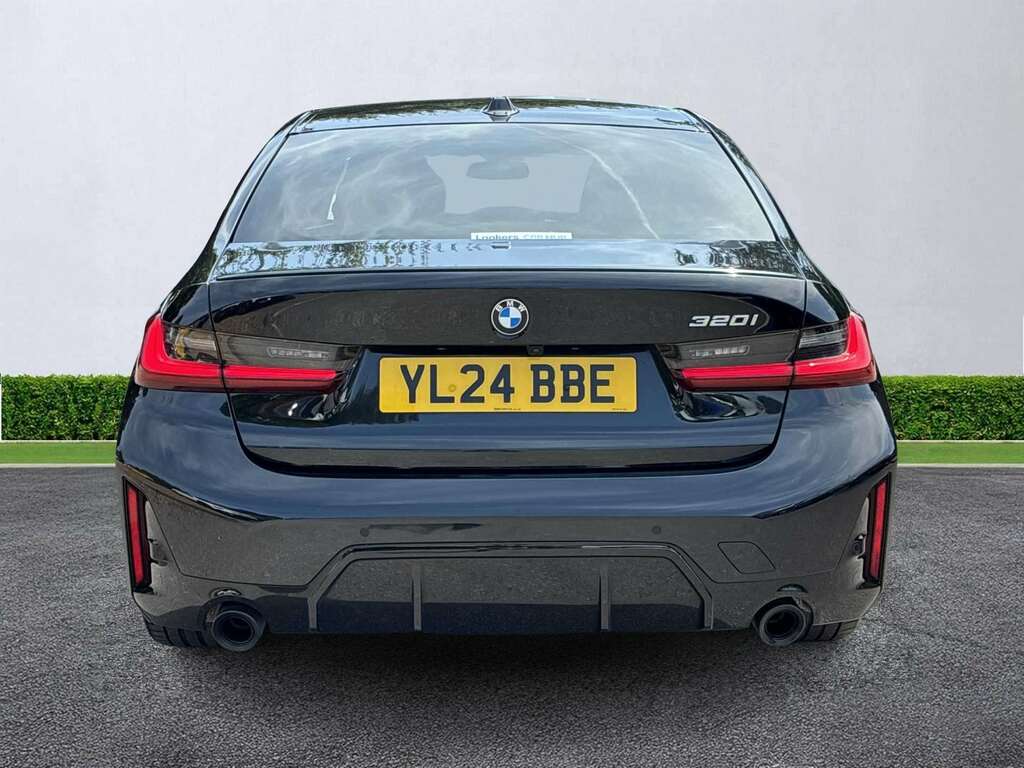 BMW 3 Series 320I M Sport Step Red #4