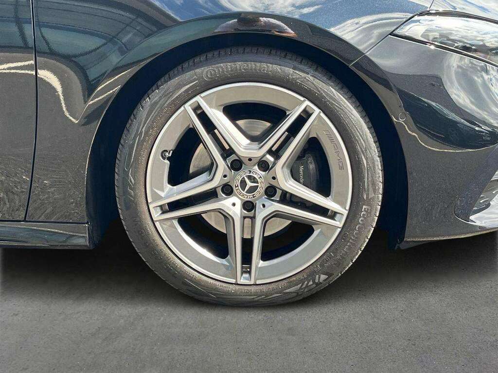 Mercedes-Benz A Class A200 Amg Line Executive Black #6