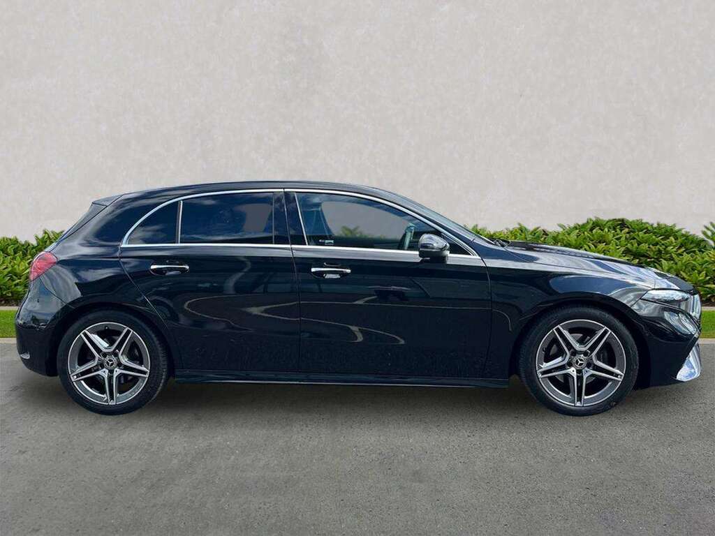 Mercedes-Benz A Class A200 Amg Line Executive Black #3