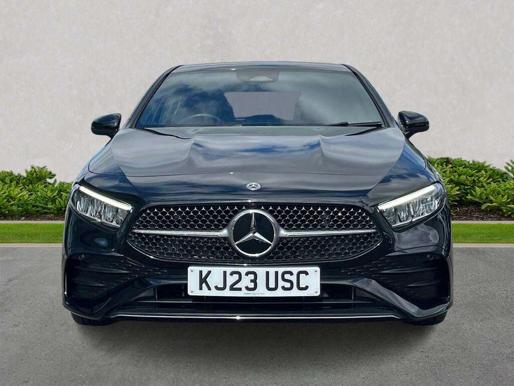 Mercedes-Benz A Class A200 Amg Line Executive Black #5