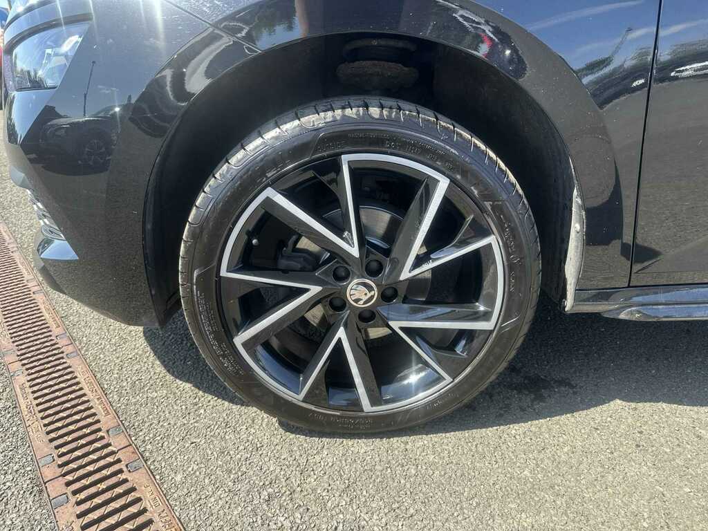 Skoda Kamiq 1.0 Tsi 110 Monte Carlo Dsg Black #6