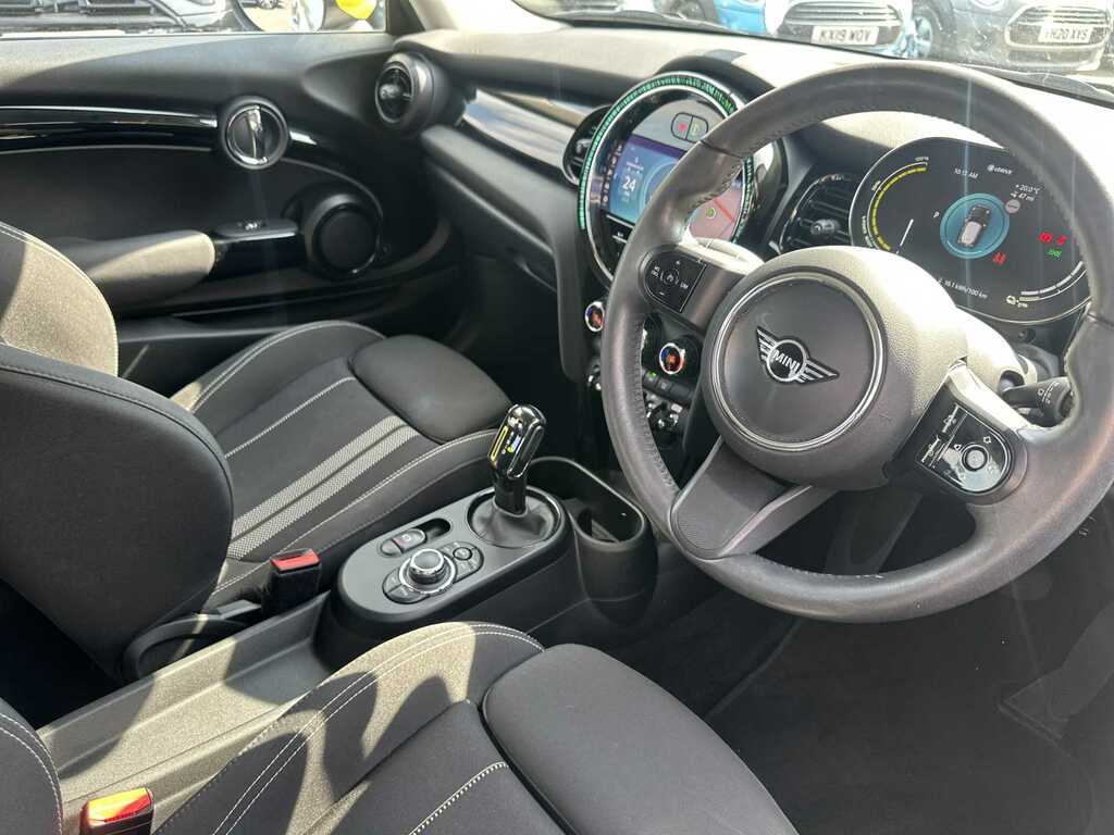 Mini Hatch F55 Mini 5-Door Cooper Exclusive Lci II White #14