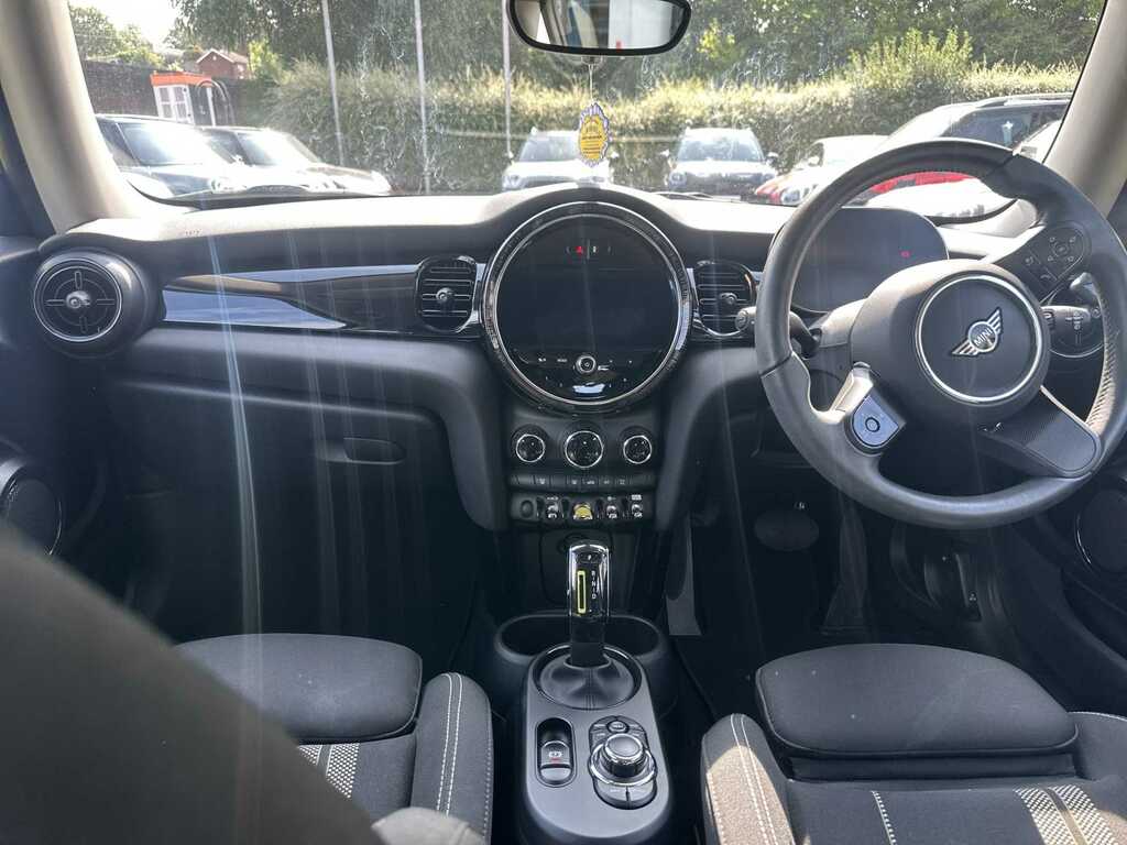 Mini Hatch F55 Mini 5-Door Cooper Exclusive Lci II White #7