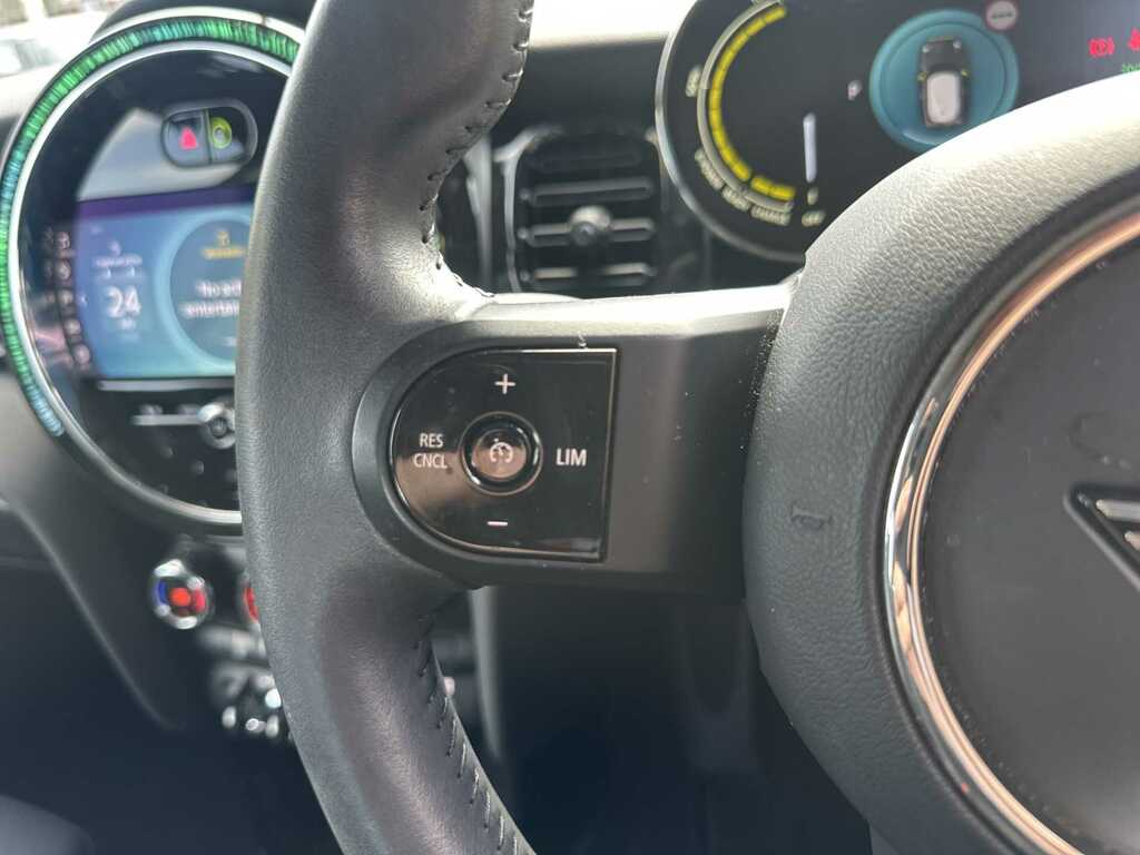 Mini Hatch F55 Mini 5-Door Cooper Exclusive Lci II White #24