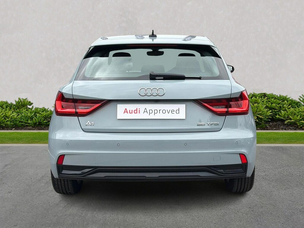 Audi A1 Audi A1 Sportback Sport 25 Tfs Grey #4